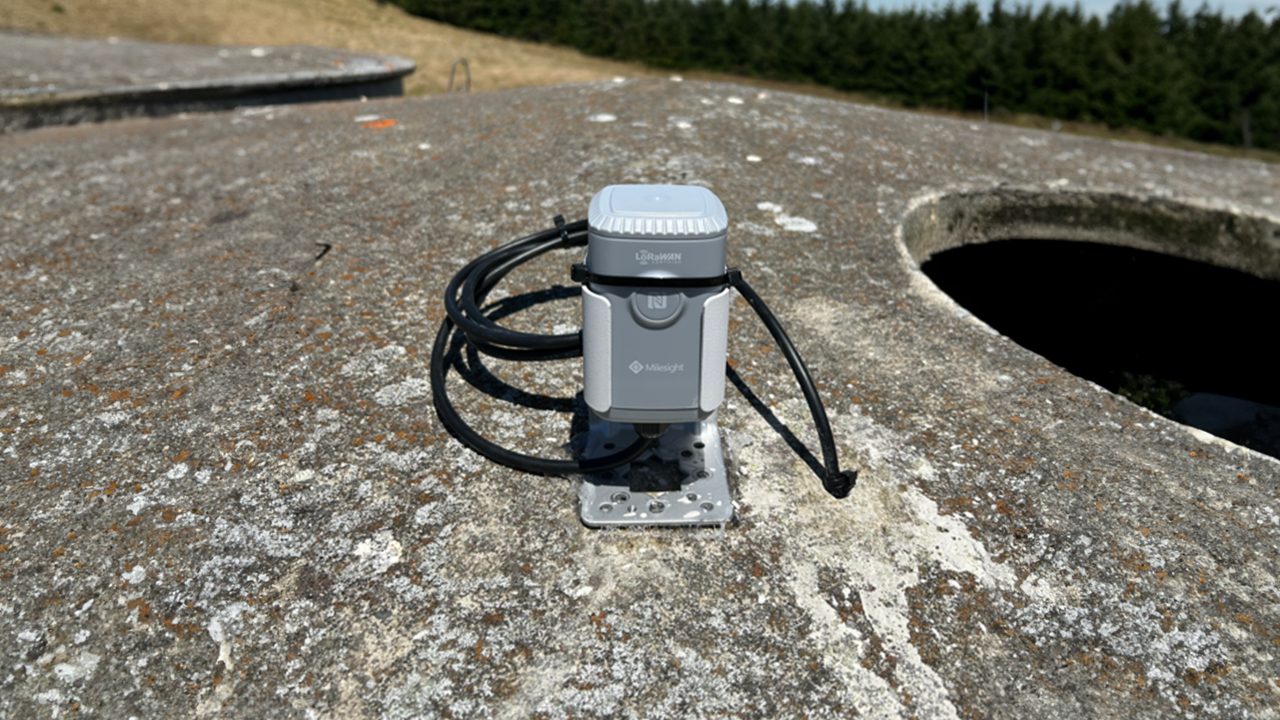 Example of a Netspeed IoT tracker on a water tank